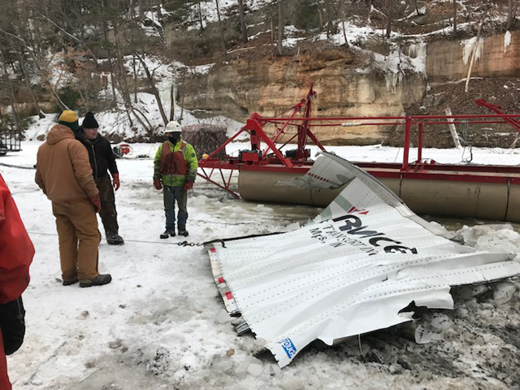 030819-port-news-mirror-lake-trailer